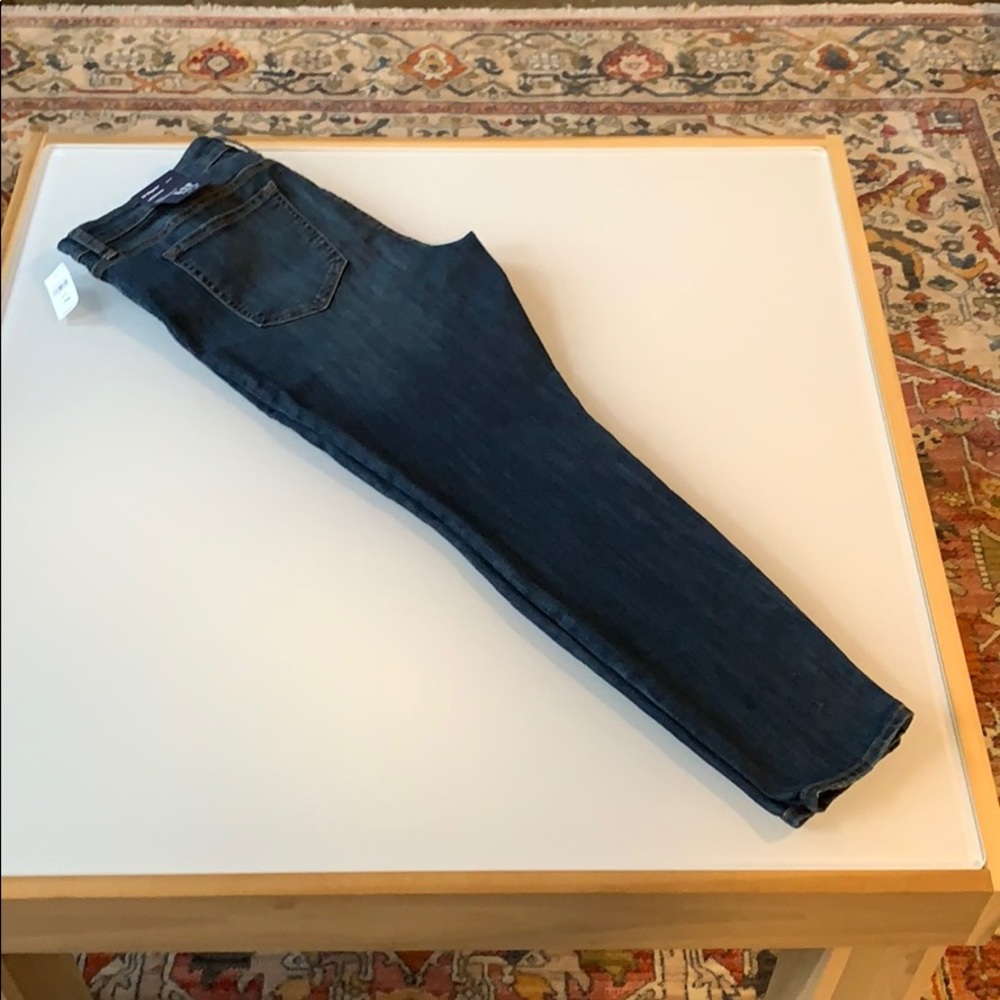 NWT GAP denim - 16/33 Regular Legging Jeans